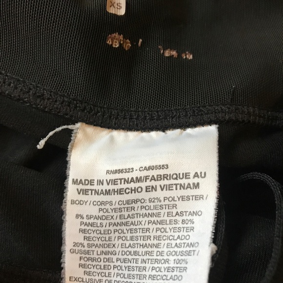 Nike Black Cropped Leggings - Picture 5 of 8